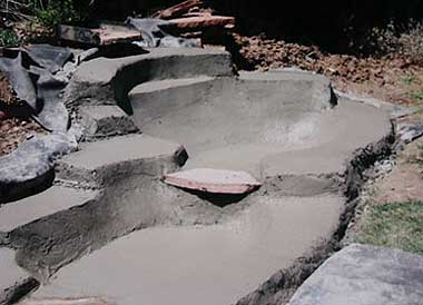 Ложе пруда из бетона