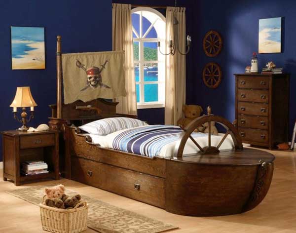 Комната подростка с кроватью-кораблем