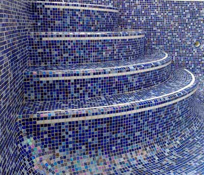 Фарфоровая мозаика для бассейна