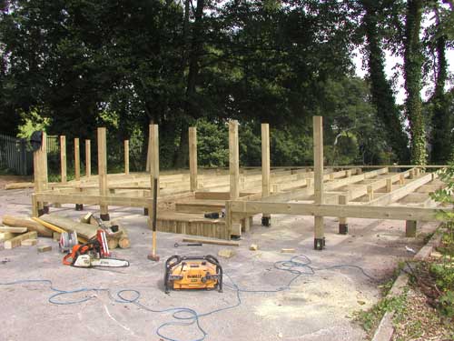 Установка деревянных конструкций